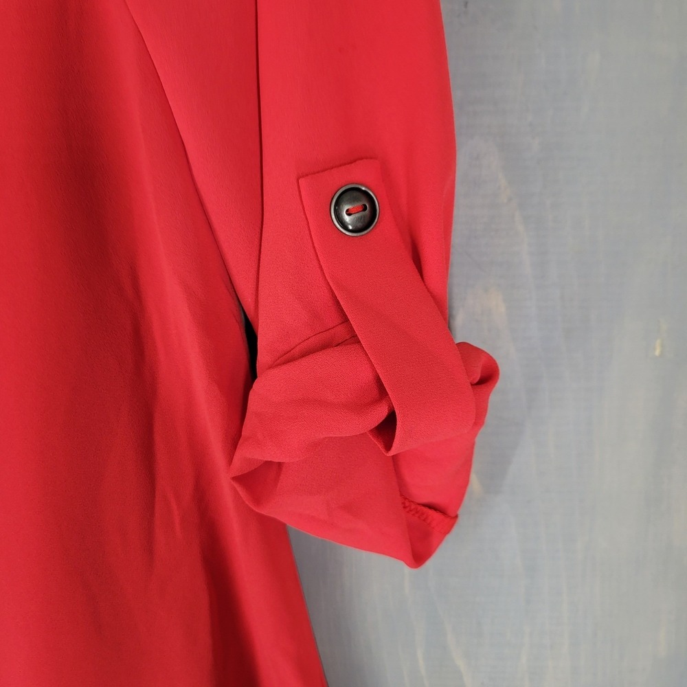 Lush Blouse Tunic Womens XS Red Roll Tab Sleeve V-Neck Pleated DR93349-001 NWT - Picture 3 of 7